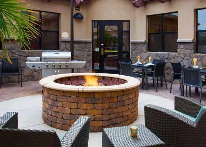 Sonesta Es Phoenix Hotel 3*