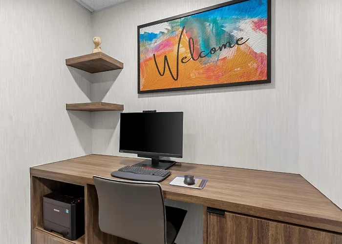 Sonesta Es Phoenix Hotel 3*