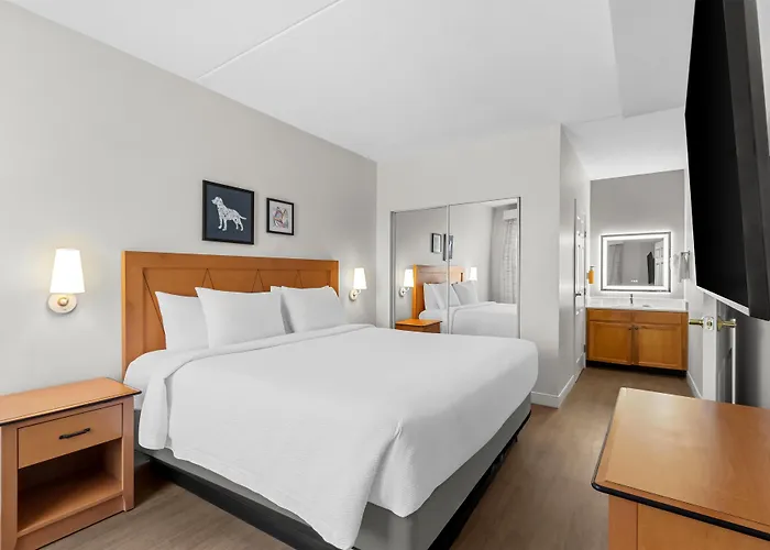 Sonesta Es Phoenix Hotel 3*