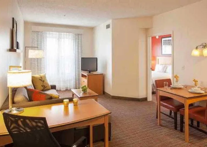 Sonesta Es Phoenix 3*